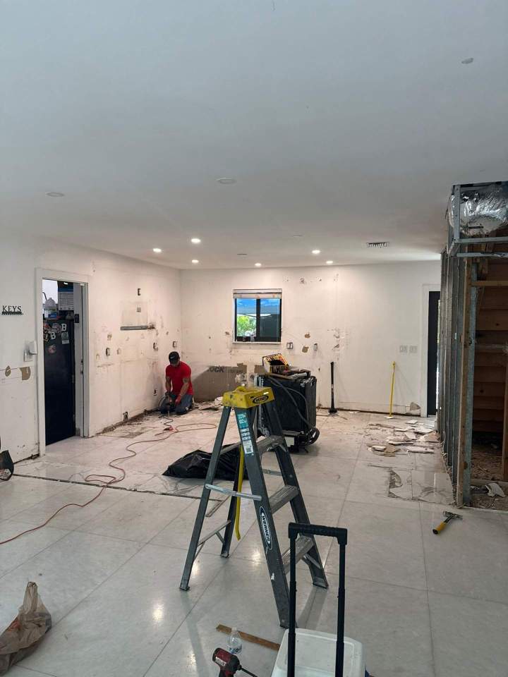 Renovación de tienda Coral Gables